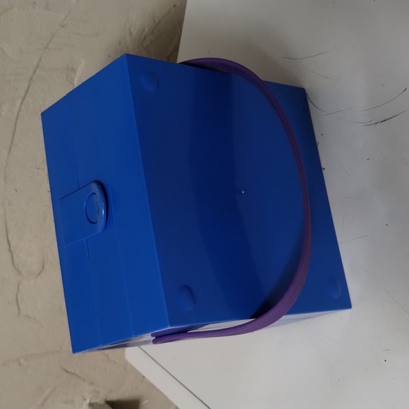 2018 Blue Lego Block Storage Case With Strap - Picture 4 of 7